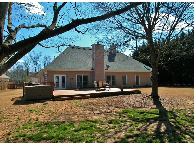3530 Chartwell Trl, Suwanee, GA 30024 photo 17