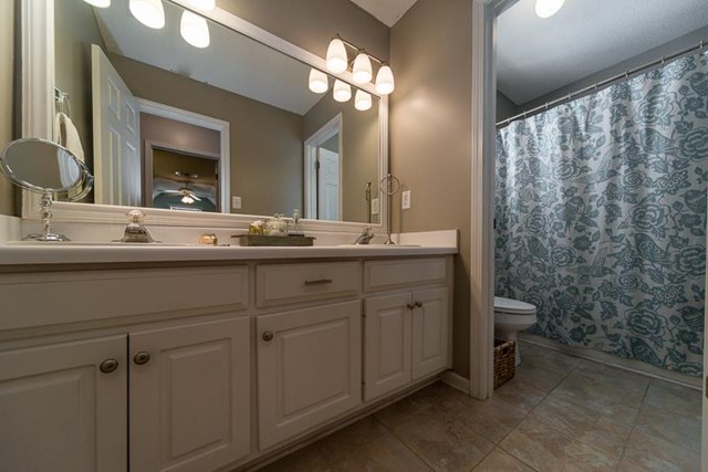 130 Roscommon Ct, Tyrone, GA 30290 photo 20