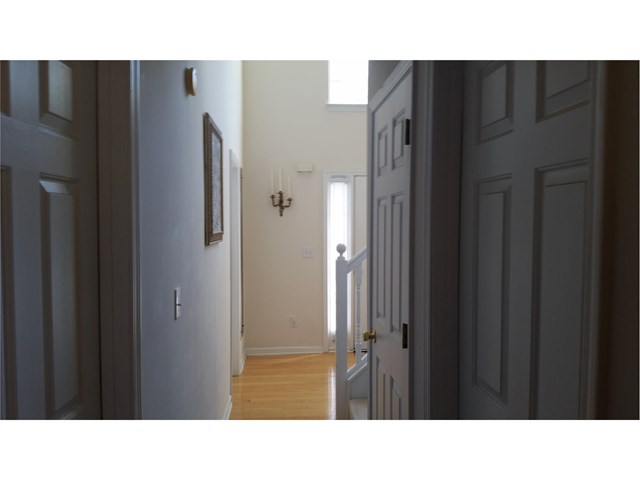 4668 Ruby Forrest Dr, Stone Mountain, GA 30083 photo 2