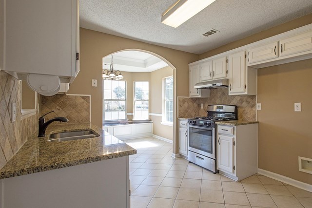 128 Dogwood Rdg, Hampton, GA 30228 photo 6