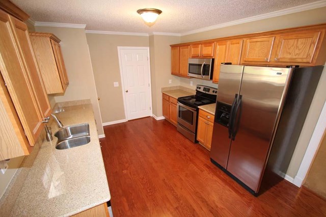 111 Woodstream Trl, Lagrange, GA 30240 photo 3