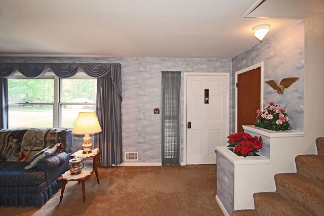 3346 Embry Cir, Chamblee, GA 30341 photo 3