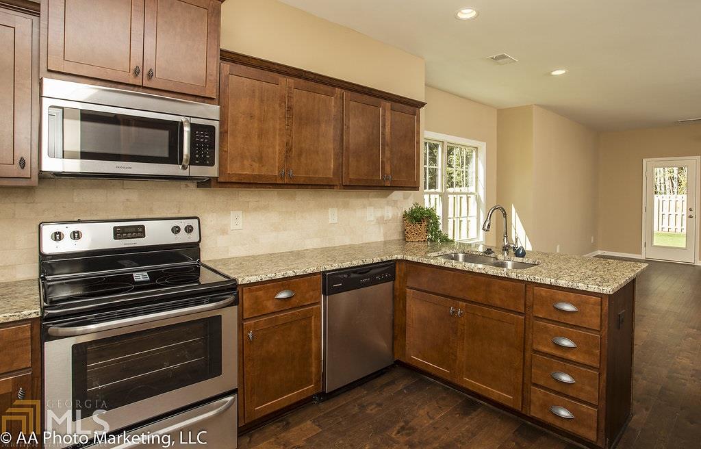 209 Wild Azalea Dr, Perry, GA 31069 photo 12