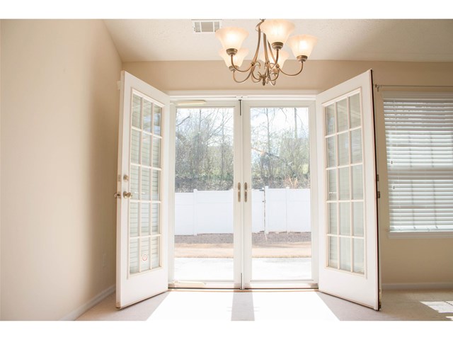 213 Sandstone Dr, Hampton, GA 30228 photo 5
