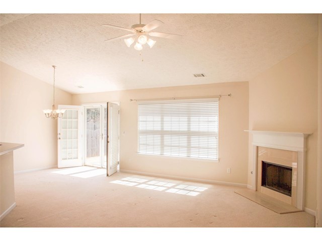 213 Sandstone Dr, Hampton, GA 30228 photo 4