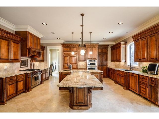 8315 Colonial Pl, Duluth, GA 30097 photo 13