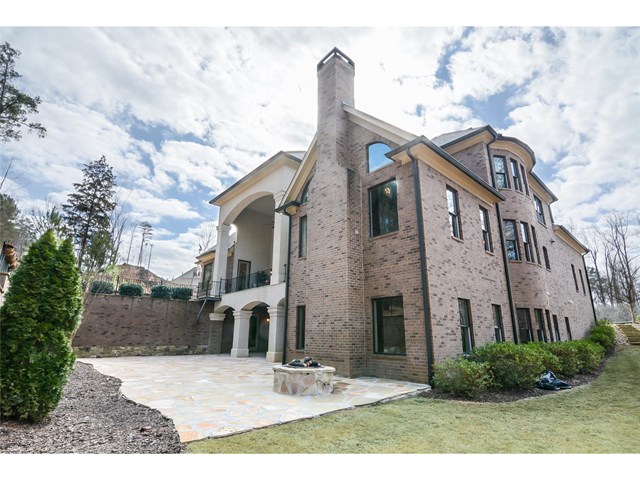 8315 Colonial Pl, Duluth, GA 30097 photo 4