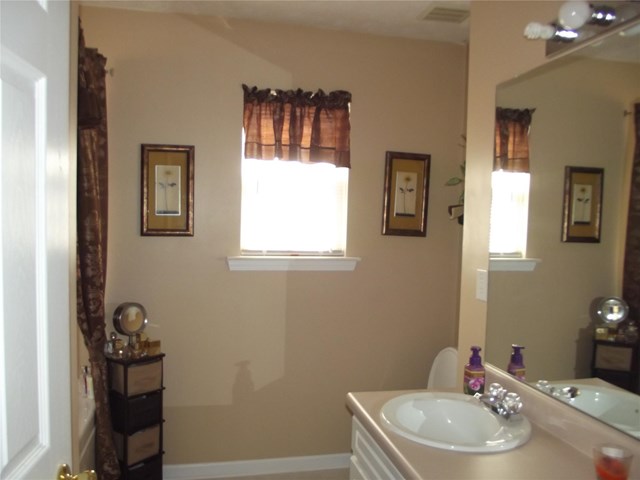 105 E Lawn Way, Covington, GA 30016 photo 13