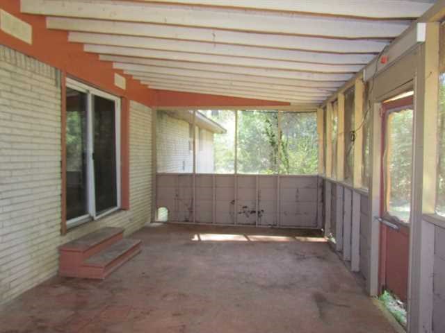 6367 Clearbrook Dr, Morrow, GA 30260 photo 3