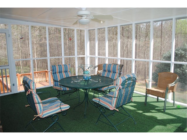 181 Hayes Cir, Rex, GA 30273 photo 18