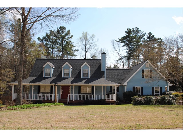 181 Hayes Cir, Rex, GA 30273 photo 1