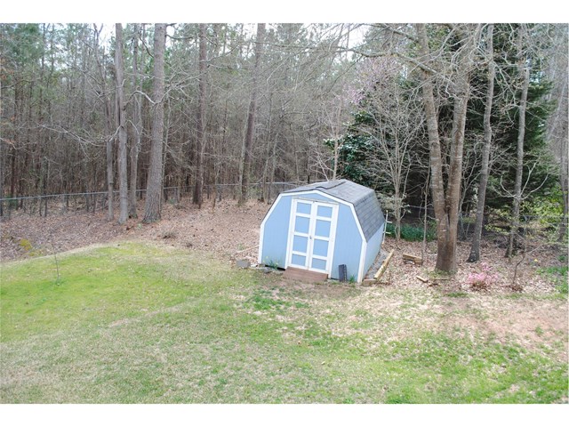 181 Hayes Cir, Rex, GA 30273 photo 19