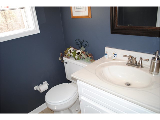 181 Hayes Cir, Rex, GA 30273 photo 11