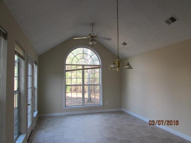 106 Belmont Ct, Lagrange, GA 30241 photo 6