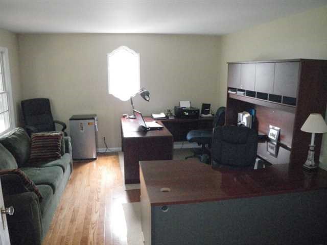 2849 Baronet Ct, Duluth, GA 30096 photo 3