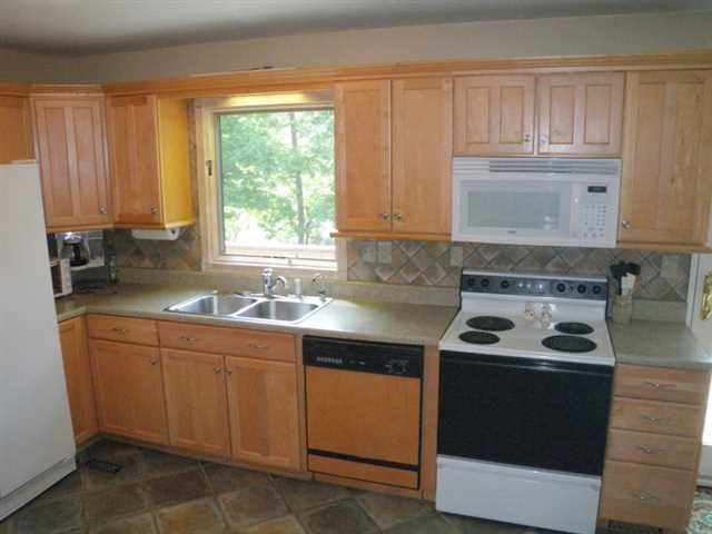 2849 Baronet Ct, Duluth, GA 30096 photo 8