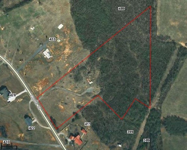 425 Grove St, Barnesville, GA 30204 photo 1