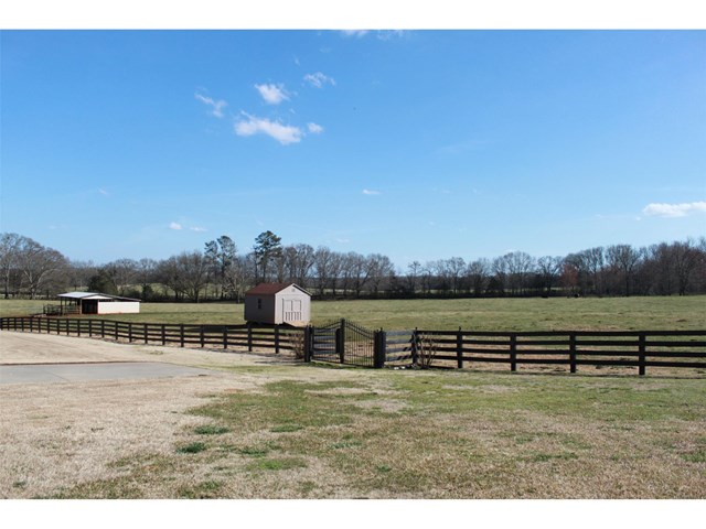 17579 Highway 59, Carnesville, GA 30521 photo 2