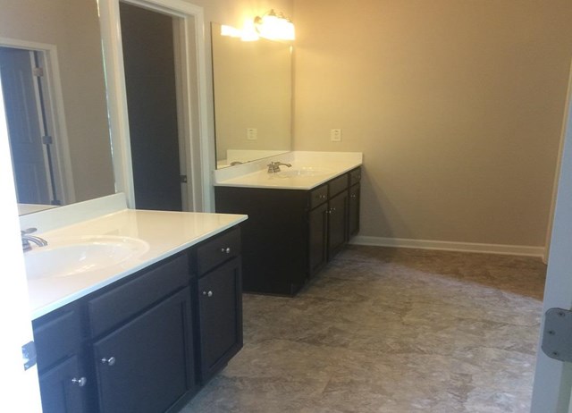 2033 Cabela Dr, Buford, GA 30519 photo 4