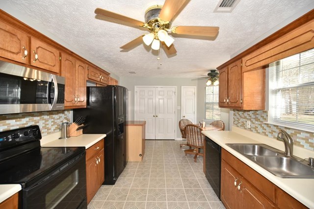 625 Mountainview Dr, Covington, GA 30016 photo 7
