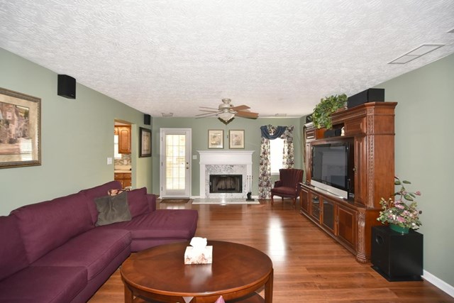 625 Mountainview Dr, Covington, GA 30016 photo 4