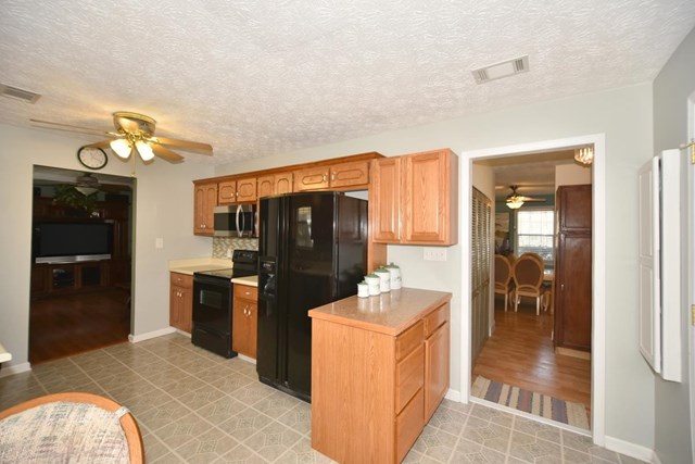 625 Mountainview Dr, Covington, GA 30016 photo 11