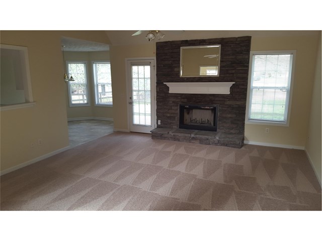 377 Arrowhatchee Dr, Winder, GA 30680 photo 2