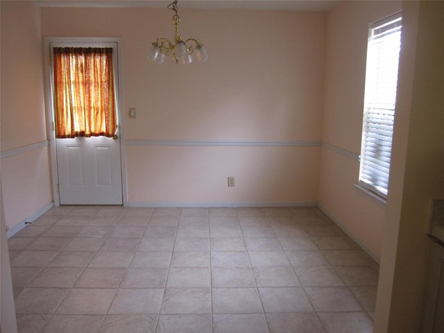 6509 Pine Grove Ct, Morrow, GA 30260 photo 4