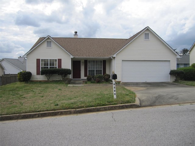 6509 Pine Grove Ct, Morrow, GA 30260 photo 1