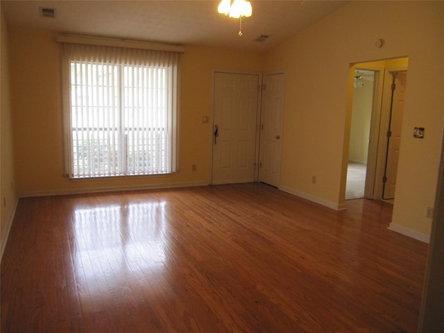 6509 Pine Grove Ct, Morrow, GA 30260 photo 3