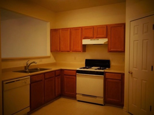 2224 Dandridge Dr, Duluth, GA 30096 photo 5