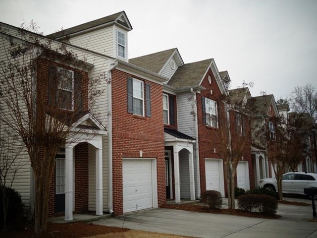 2224 Dandridge Dr, Duluth, GA 30096 photo 2