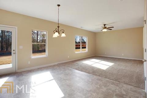 2640 Calvary Dr, Hampton, GA 30228 photo 5