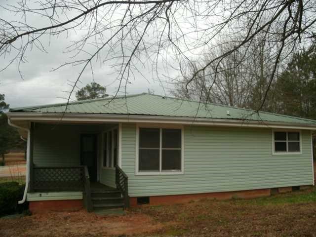 10 Pine Ridge Dr, Bowdon, GA 30108 photo 1