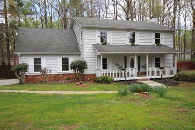 479 Taylor Rd, Suwanee, GA 30024 photo 2