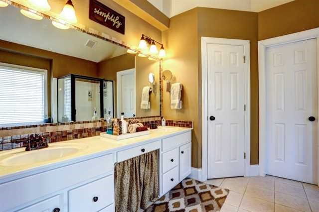 695 Riverside Dr, Suwanee, GA 30024 photo 13