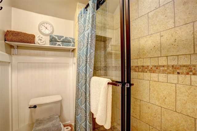 695 Riverside Dr, Suwanee, GA 30024 photo 18