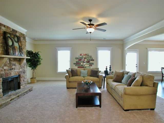 339 Oatgrass Dr, Grayson, GA 30017 photo 4