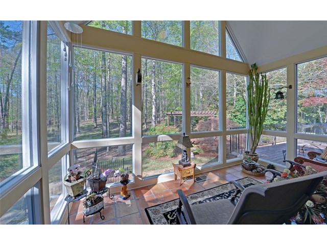 9770 Farm Brook Ln, Alpharetta, GA 30022 photo 11