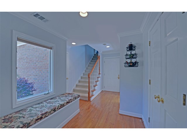 9770 Farm Brook Ln, Alpharetta, GA 30022 photo 17