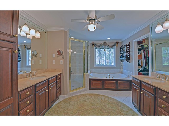 9770 Farm Brook Ln, Alpharetta, GA 30022 photo 14