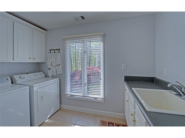 9770 Farm Brook Ln, Alpharetta, GA 30022 photo 16