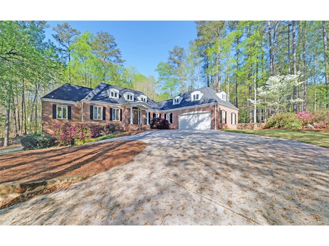 9770 Farm Brook Ln, Alpharetta, GA 30022 photo 1