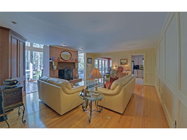 9770 Farm Brook Ln, Alpharetta, GA 30022 photo 5