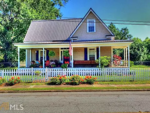 197 Spring Rd, Molena, GA 30258 photo 1