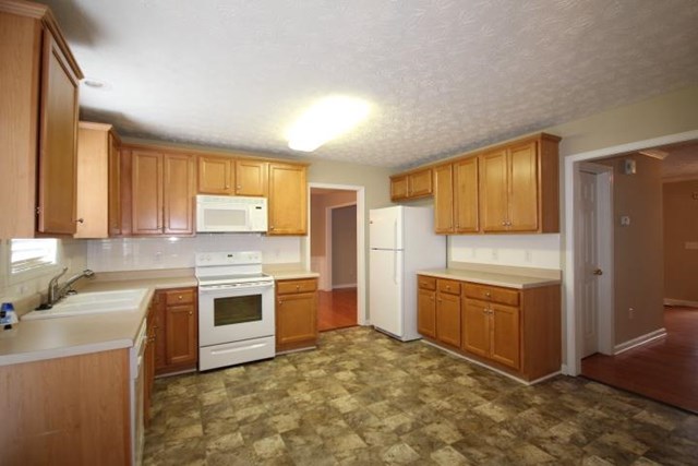 965 Pebble Bend Dr, Grayson, GA 30017 photo 23
