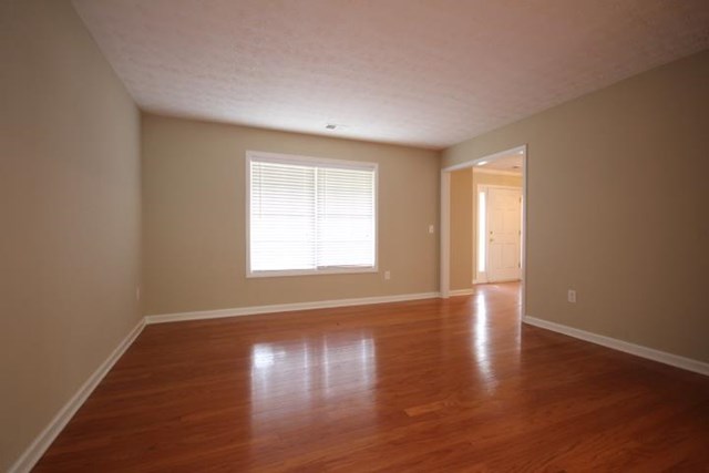 965 Pebble Bend Dr, Grayson, GA 30017 photo 11
