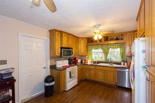 10467 Flat Shoals Rd, Covington, GA 30014 photo 10