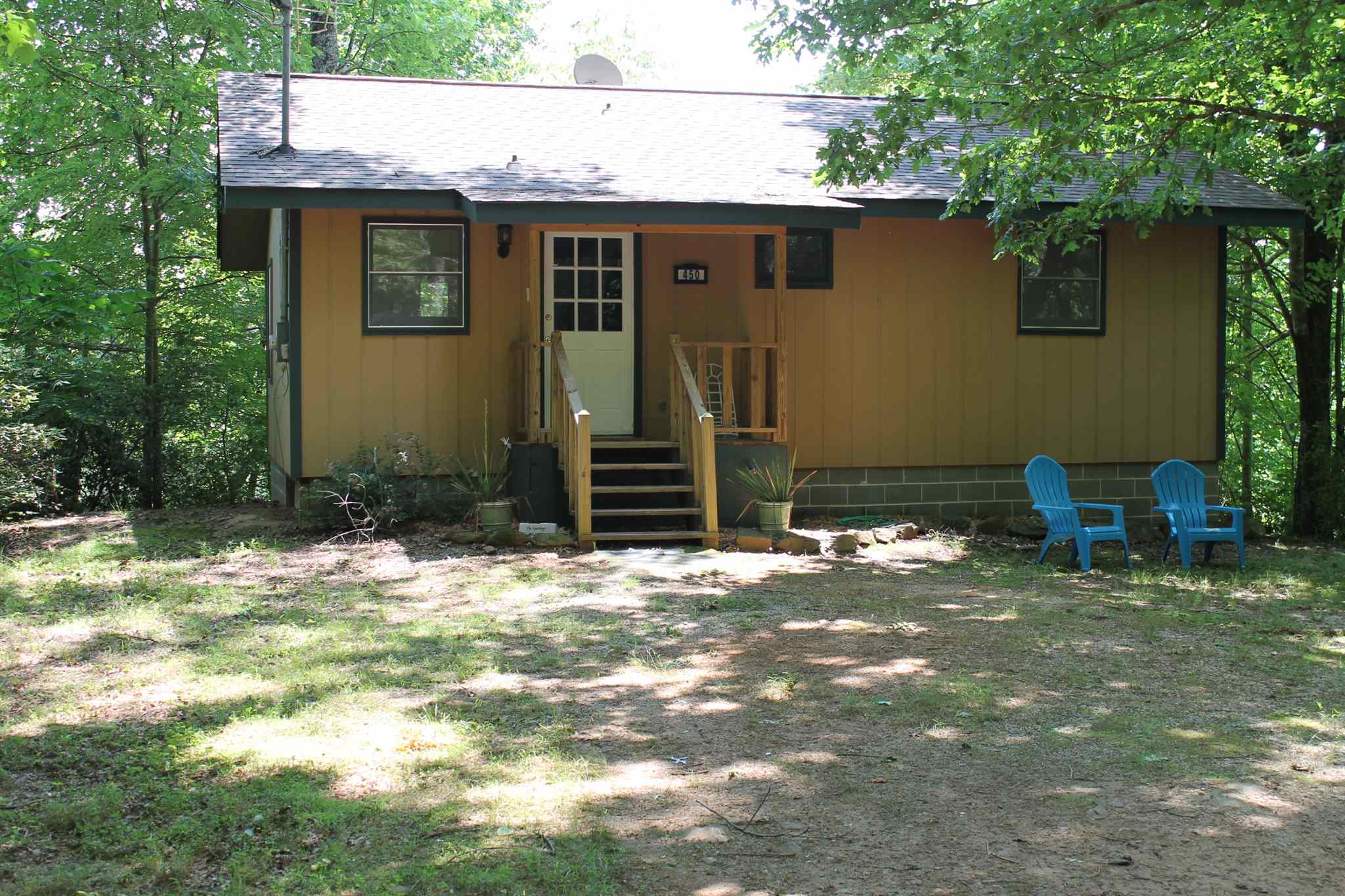 450 Ritchie Dr, Tiger, GA 30576 photo 2