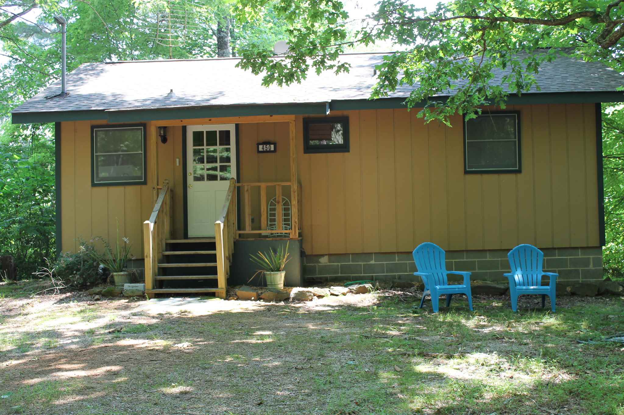 450 Ritchie Dr, Tiger, GA 30576 photo 1